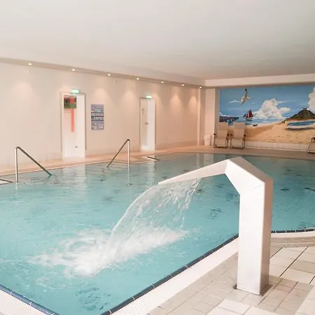 Geraeumige Whg. Mit Sonnenterrasse, Kostenl. Stellplatz & Pool