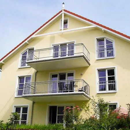 Geraeumige Whg. Mit Sonnenterrasse, Kostenl. Stellplatz & Pool